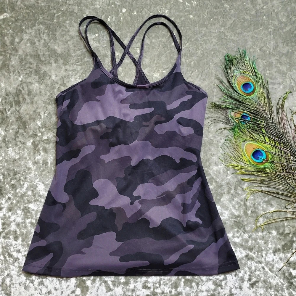 Old Navy Active Camp Tank With‎ Built-in Bra